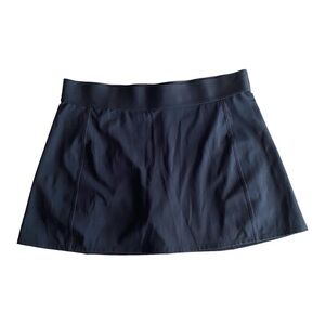 TNAction Aritzia TnaSLICK Court Micro Athletic Navy Blue Skirt Size Large